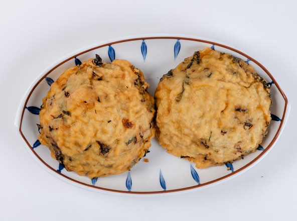 Deep Fried Oyster Cake (1 pc) (海蛎饼)